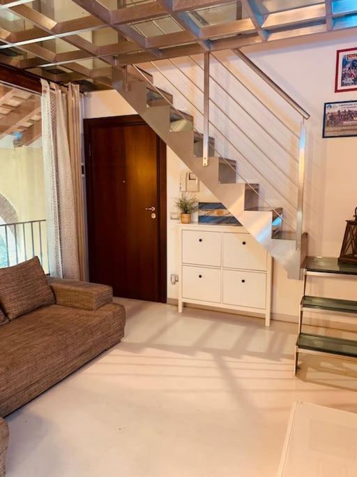 Benvenuti In Casa Peluca! Daire Mestre Dış mekan fotoğraf