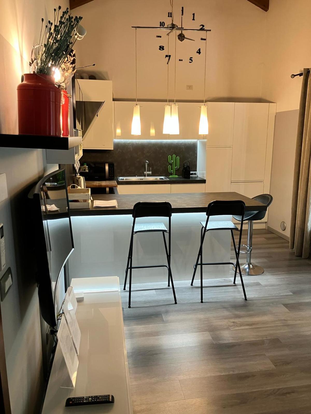 Benvenuti In Casa Peluca! Daire Mestre Dış mekan fotoğraf